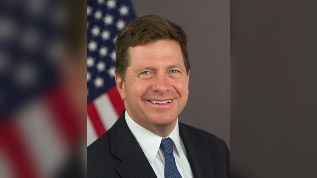 Jay Clayton, confirmed as director of national intelligence after issuing subpoenas.