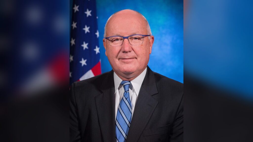 U.S. Ambassador to Canada Pete Hoekstra called annexation a 'great topic of discussion'.