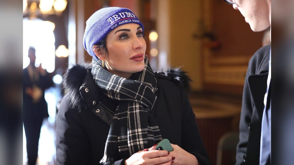 Conservative journalist Laura Loomer pressed El-Sayed on Sharia compliance during 2018 campaign.