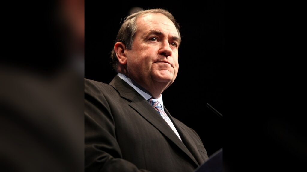 Former US presidential candidate Mike Huckabee speaks out against settler violence in the West Bank.