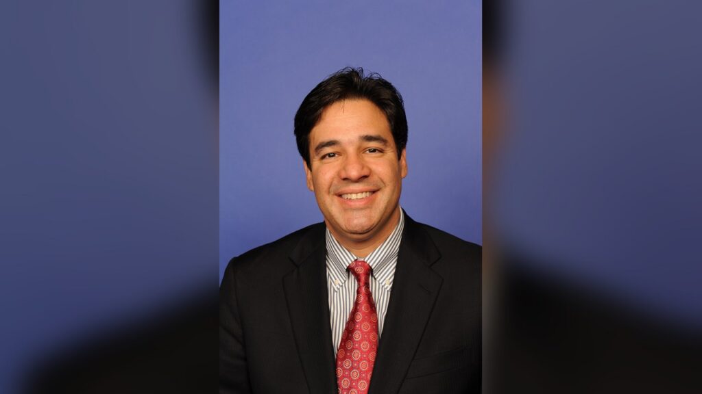 Raúl Labrador, Idaho Attorney General who filed an appeal against Judge Winmill's ruling.